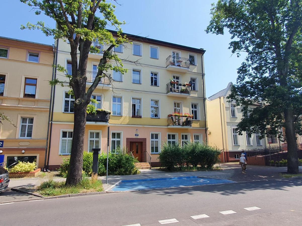 Apartament Black Sea 2 Rooms - Pokoje Swinemünde Exterior foto